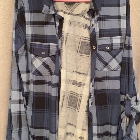 Clothes - Picture 16 of 16